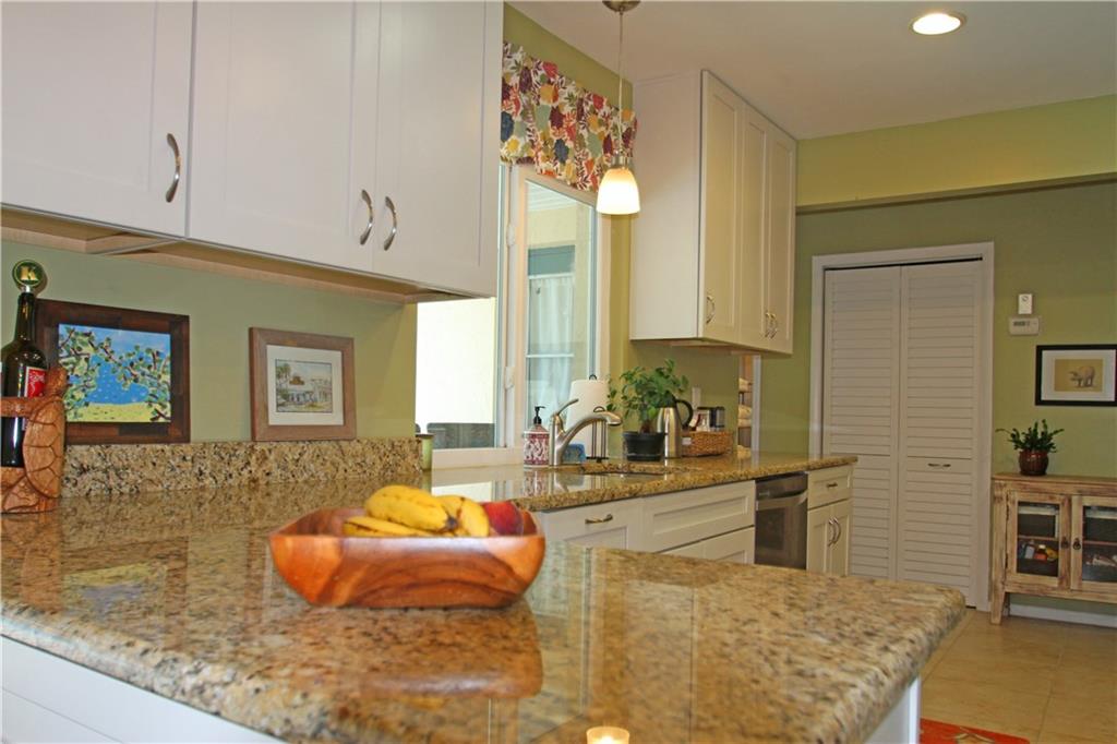 783 Northwest Spruce Ridge Drive Stuart, FL 34994 - Photo 9 of 29 Gallery Image 9