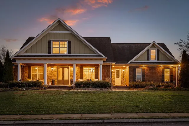 $950,000 | 8109 Propeller Drive, Ooltewah, TN 37363