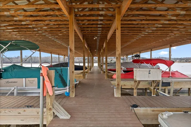 $950,000 | 8109 Propeller Drive, Ooltewah, TN 37363