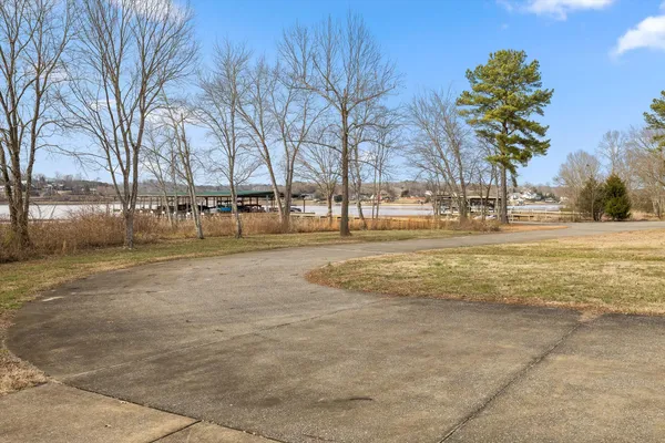 $899,900 | 8109 Propeller Drive, Ooltewah, TN 37363