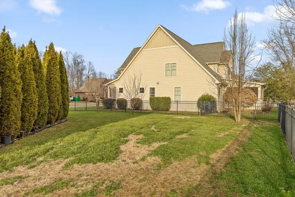 $899,900 | 8109 Propeller Drive, Ooltewah, TN 37363