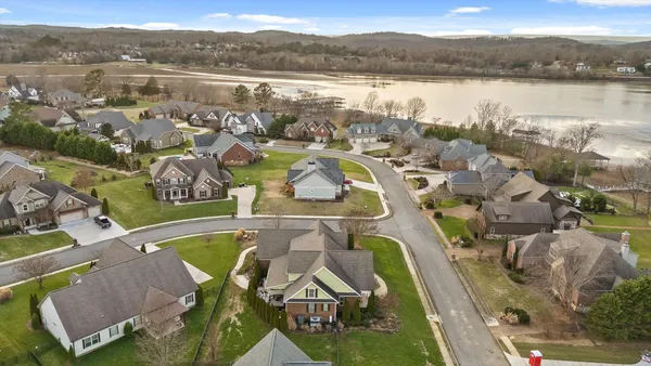 $899,900 | 8109 Propeller Drive, Ooltewah, TN 37363