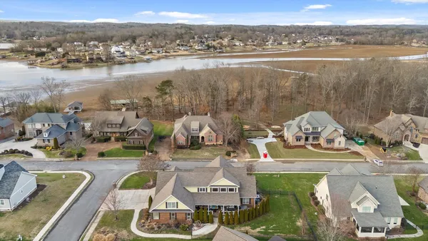 $899,900 | 8109 Propeller Drive, Ooltewah, TN 37363
