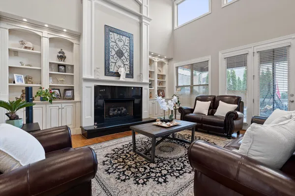 $899,900 | 8109 Propeller Drive, Ooltewah, TN 37363