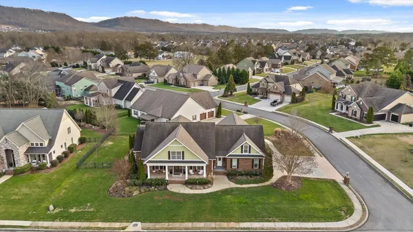 $899,900 | 8109 Propeller Drive, Ooltewah, TN 37363