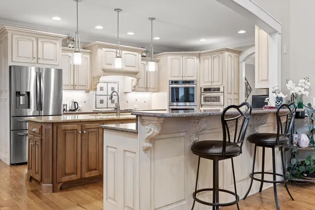 $950,000 | 8109 Propeller Drive, Ooltewah, TN 37363