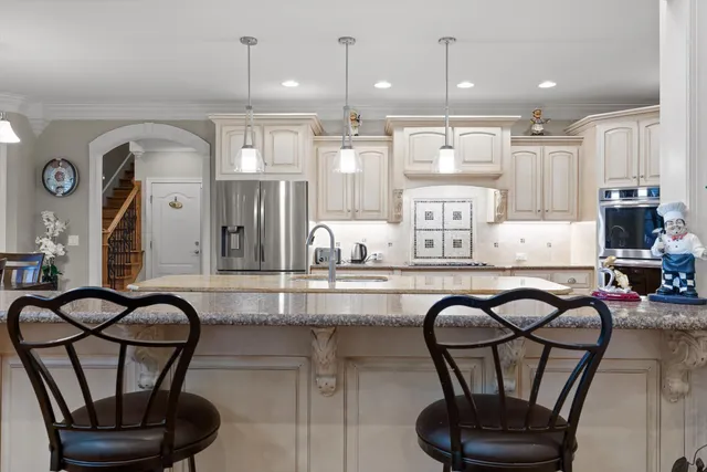 $950,000 | 8109 Propeller Drive, Ooltewah, TN 37363