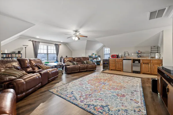 $899,900 | 8109 Propeller Drive, Ooltewah, TN 37363