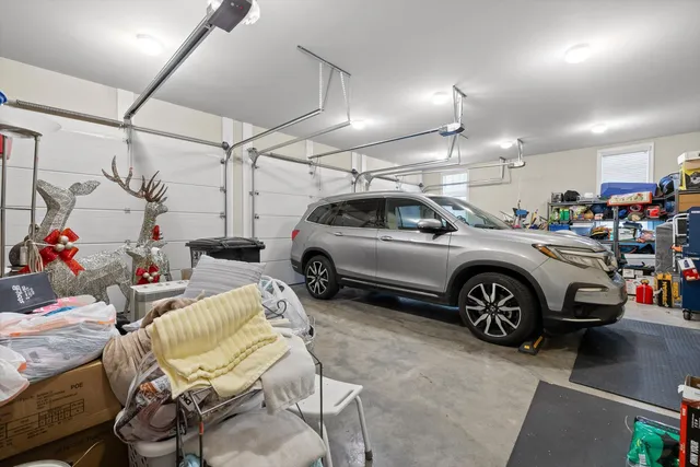 $950,000 | 8109 Propeller Drive, Ooltewah, TN 37363