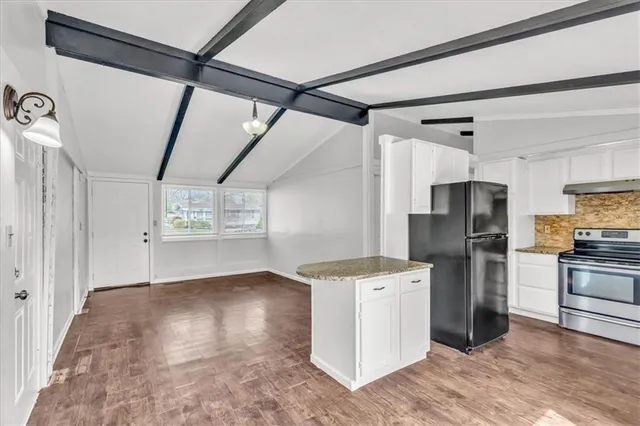 $195,000 | 5713 North Woodland Avenue, Kansas City, MO 64118