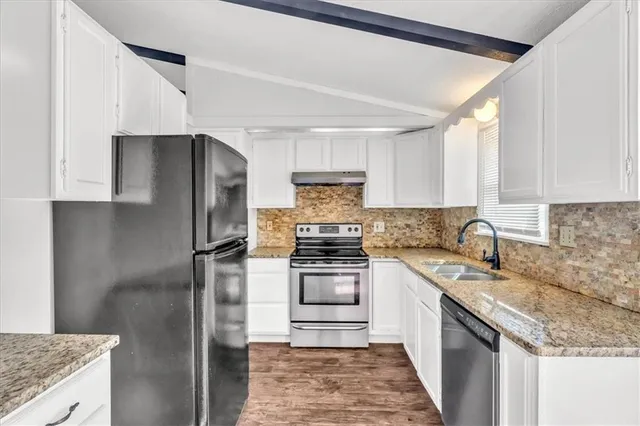 $195,000 | 5713 North Woodland Avenue, Kansas City, MO 64118