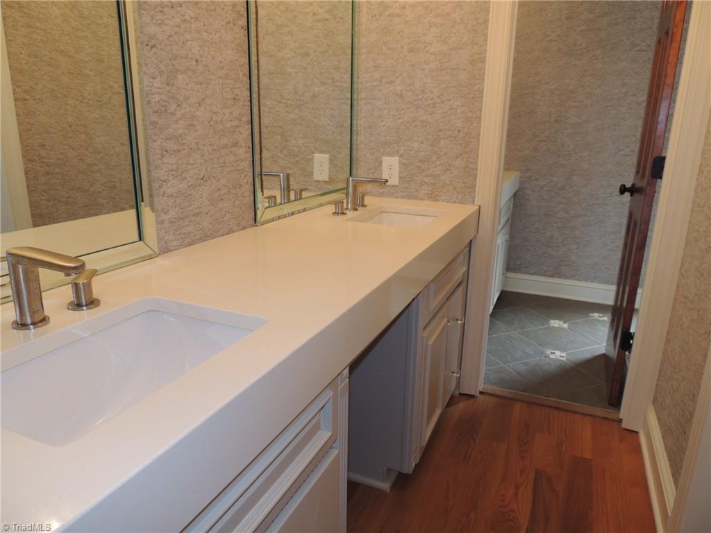 7522 Lasater Road Clemmons, NC 27012 - Photo 20 of 45 Three lavatories in master bath