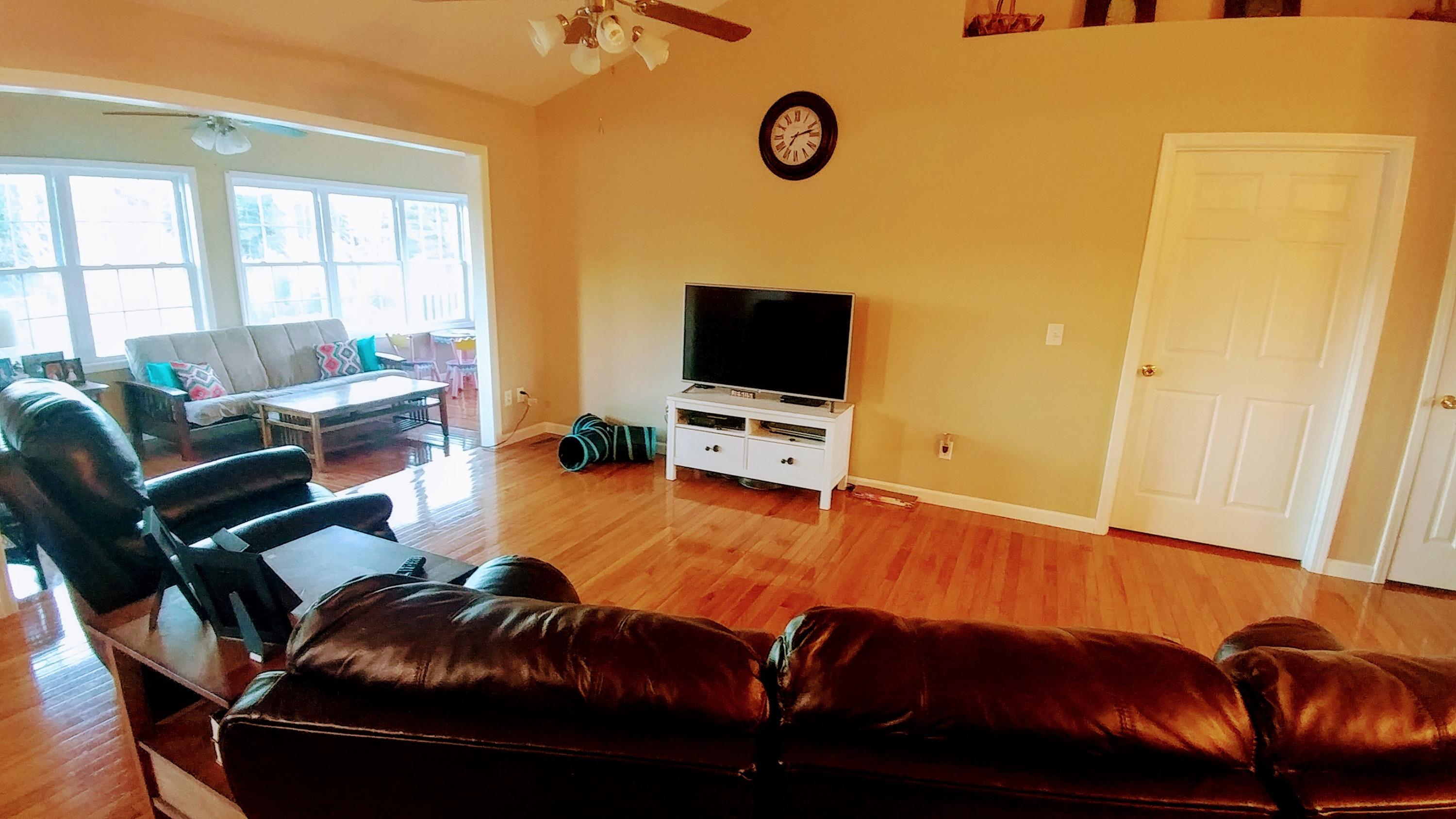194 Country Way Road Vonore, TN 37885 - Photo 16 of 40 Main Living