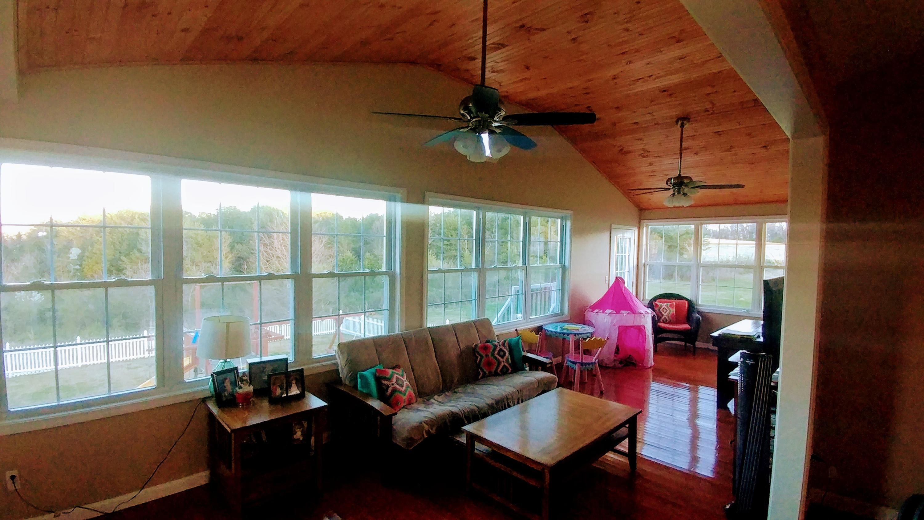 194 Country Way Road Vonore, TN 37885 - Photo 21 of 40 Large sunroom