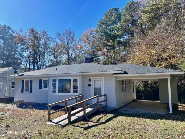 $1,100 | 217 Confederate Avenue, Rockingham, NC 28379