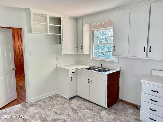 $1,100 | 217 Confederate Avenue, Rockingham, NC 28379