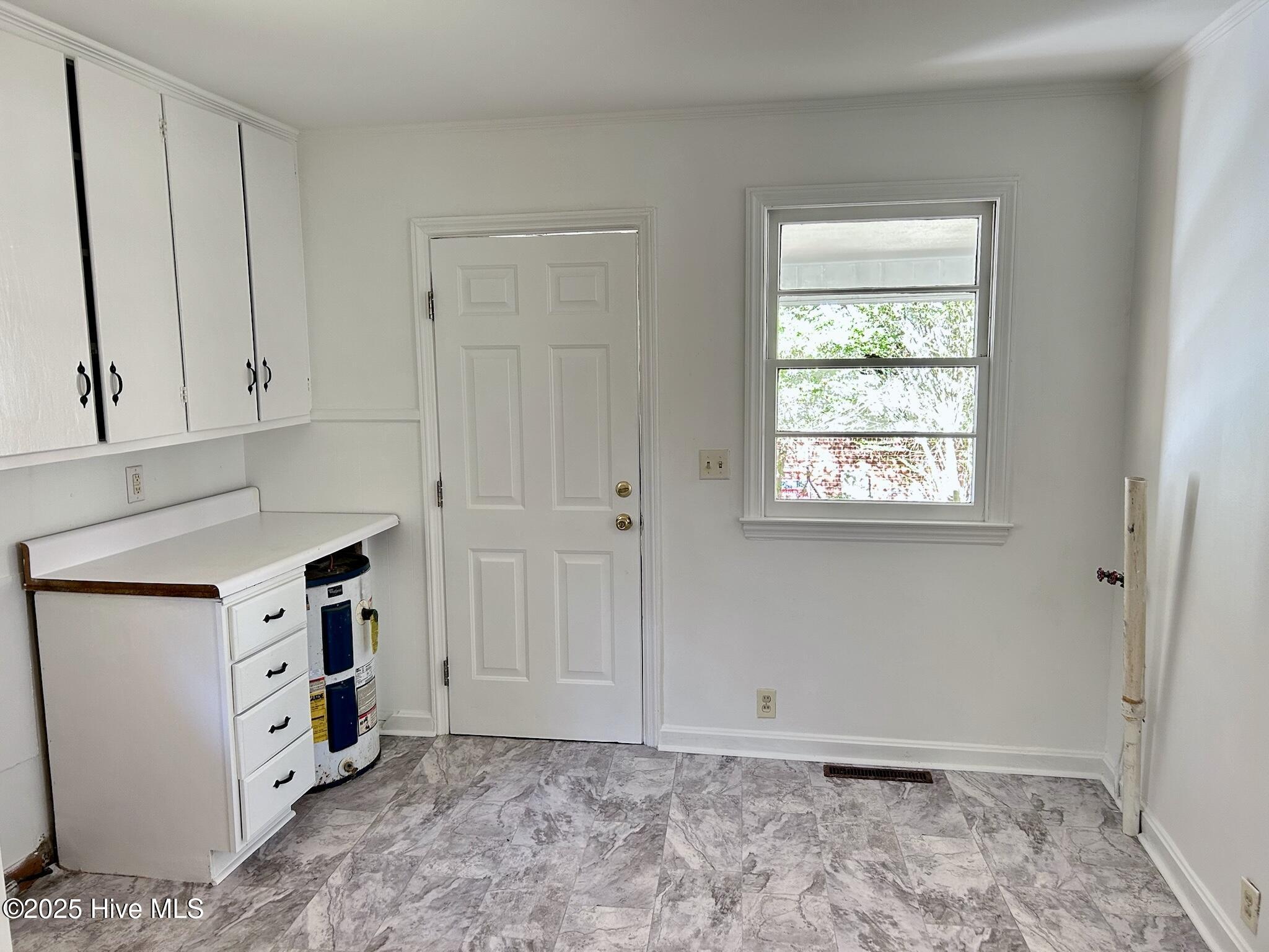 217 Confederate Avenue Rockingham, NC 28379 - Photo 7 of 14 kitchen