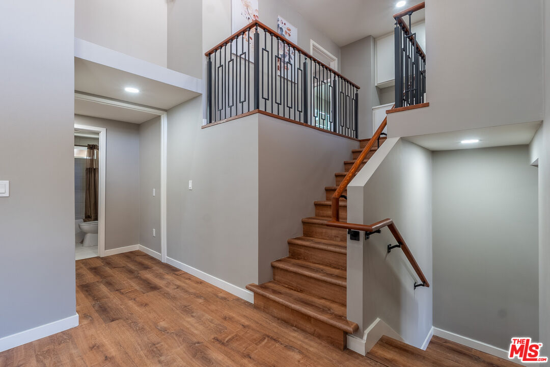 20456 Strathern Street Winnetka, CA 91306 - Photo 16 of 37 a view of entryway with wooden floor