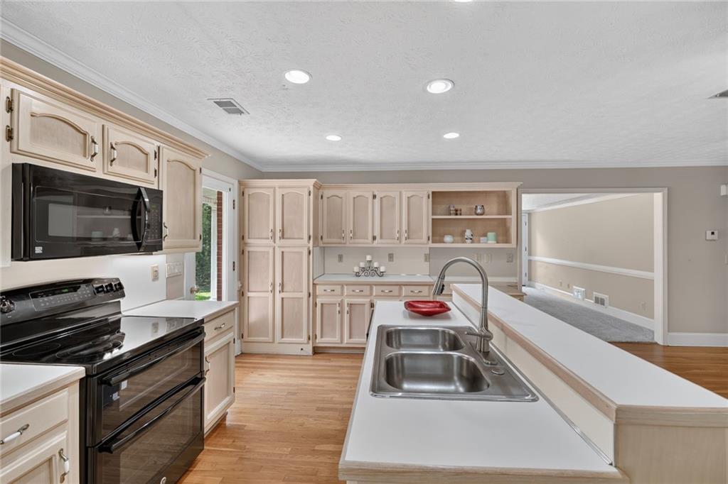 83 Russell Road, Unit 1 Lawrenceville, GA 30043 - Photo 17 of 41 Gallery Image 17