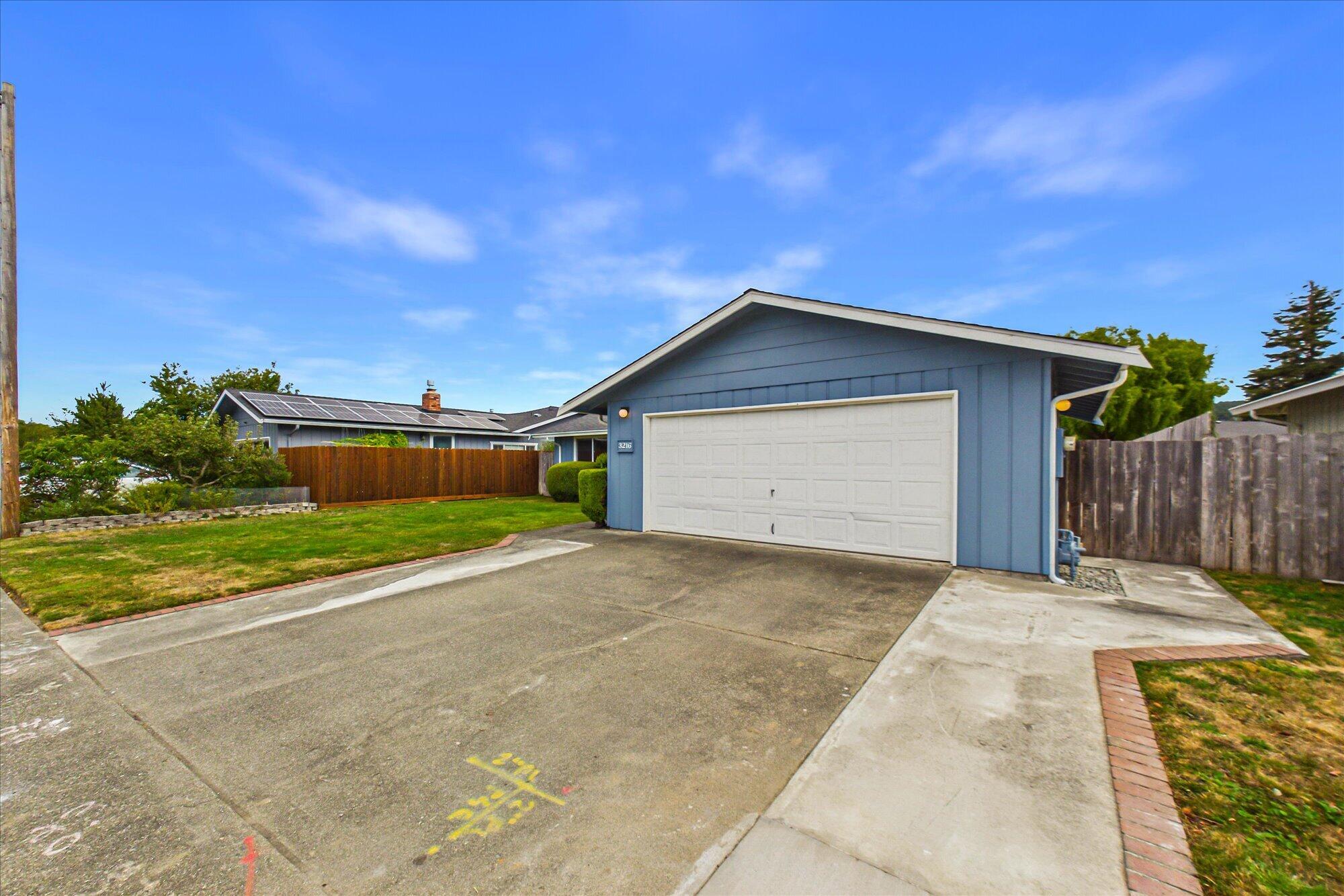 3216 Alliance Road Arcata, CA 95521 - Photo 3 of 48 Gallery Image 3