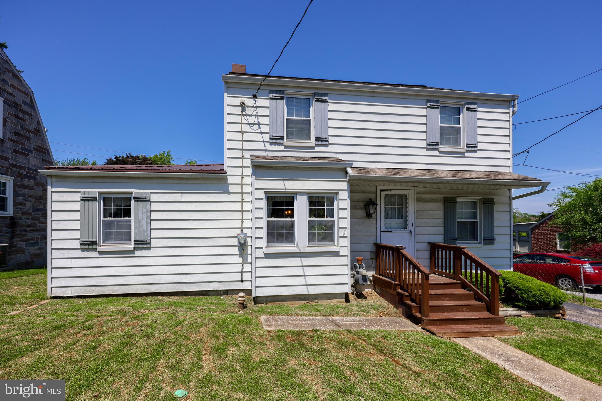 545 Hillcrest Road York, PA 17403 - Photo 1 of 30 Gallery Image 1