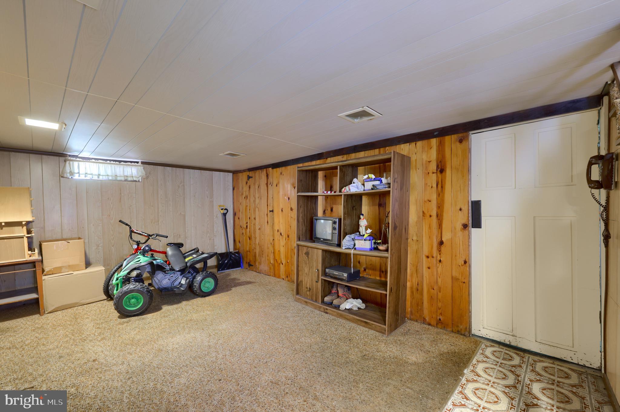 545 Hillcrest Road York, PA 17403 - Photo 25 of 30 Gallery Image 25