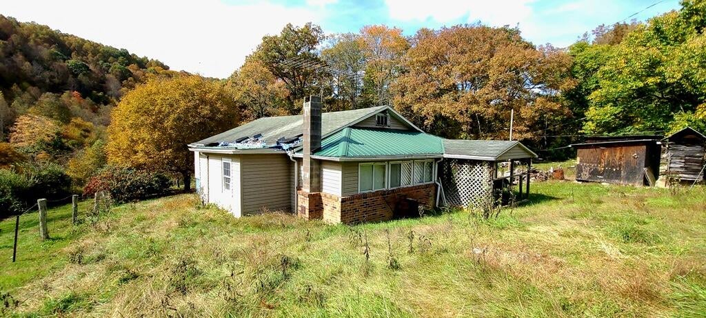 139 Pleasant Vly Road Herndon, WV 24726 - Photo 1 of 70 Gallery Image 1