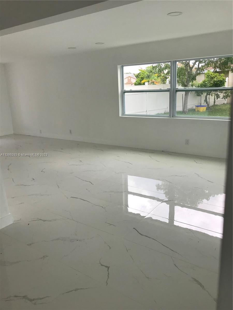 9868 Robins Nest Road Boca Raton, FL 33496 - Photo 9 of 33 Gallery Image 9