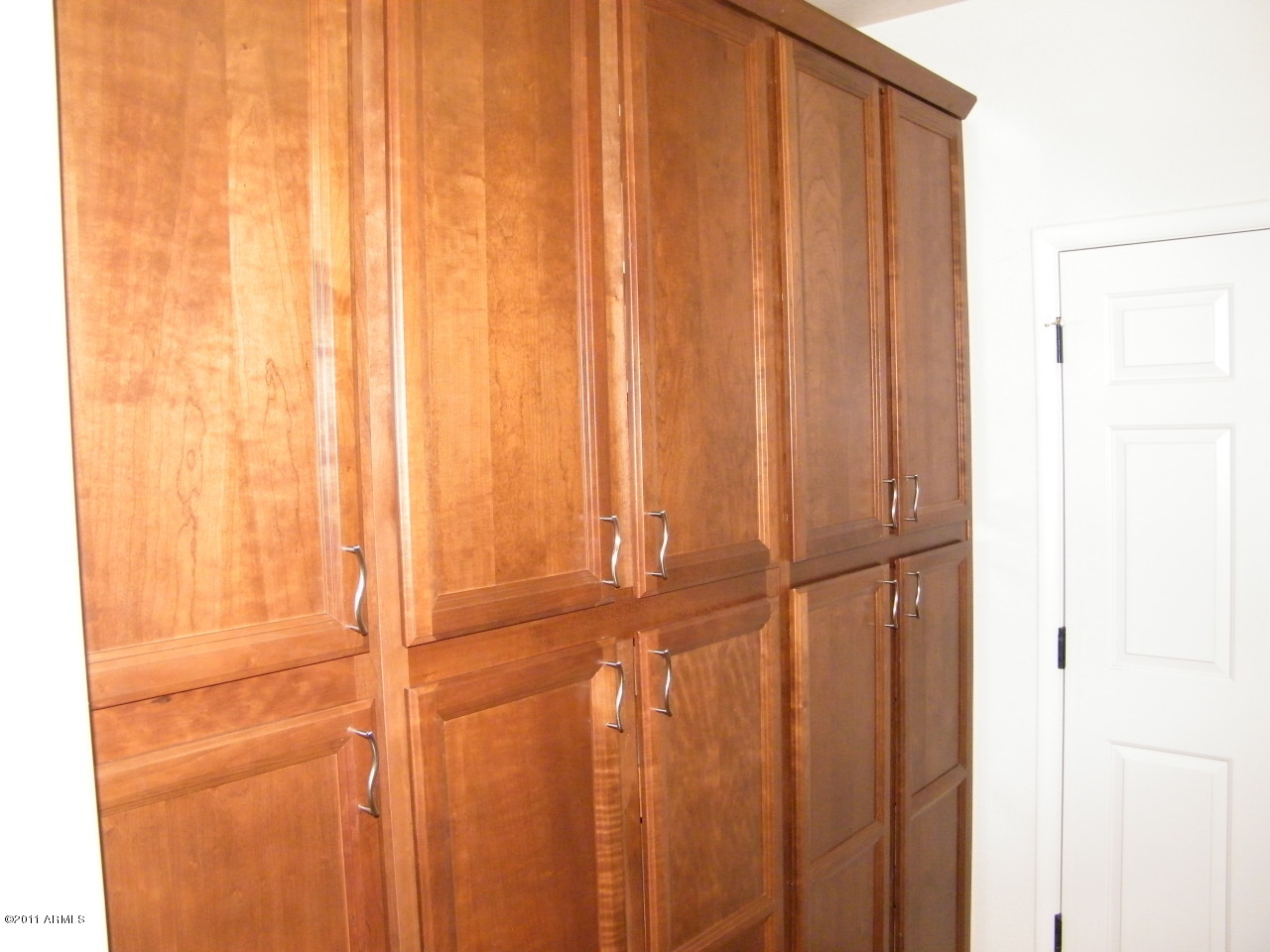 4178 North Arizona Road Apache Junction, AZ 85119 - Photo 8 of 10 Beautiful laundry room cabinets