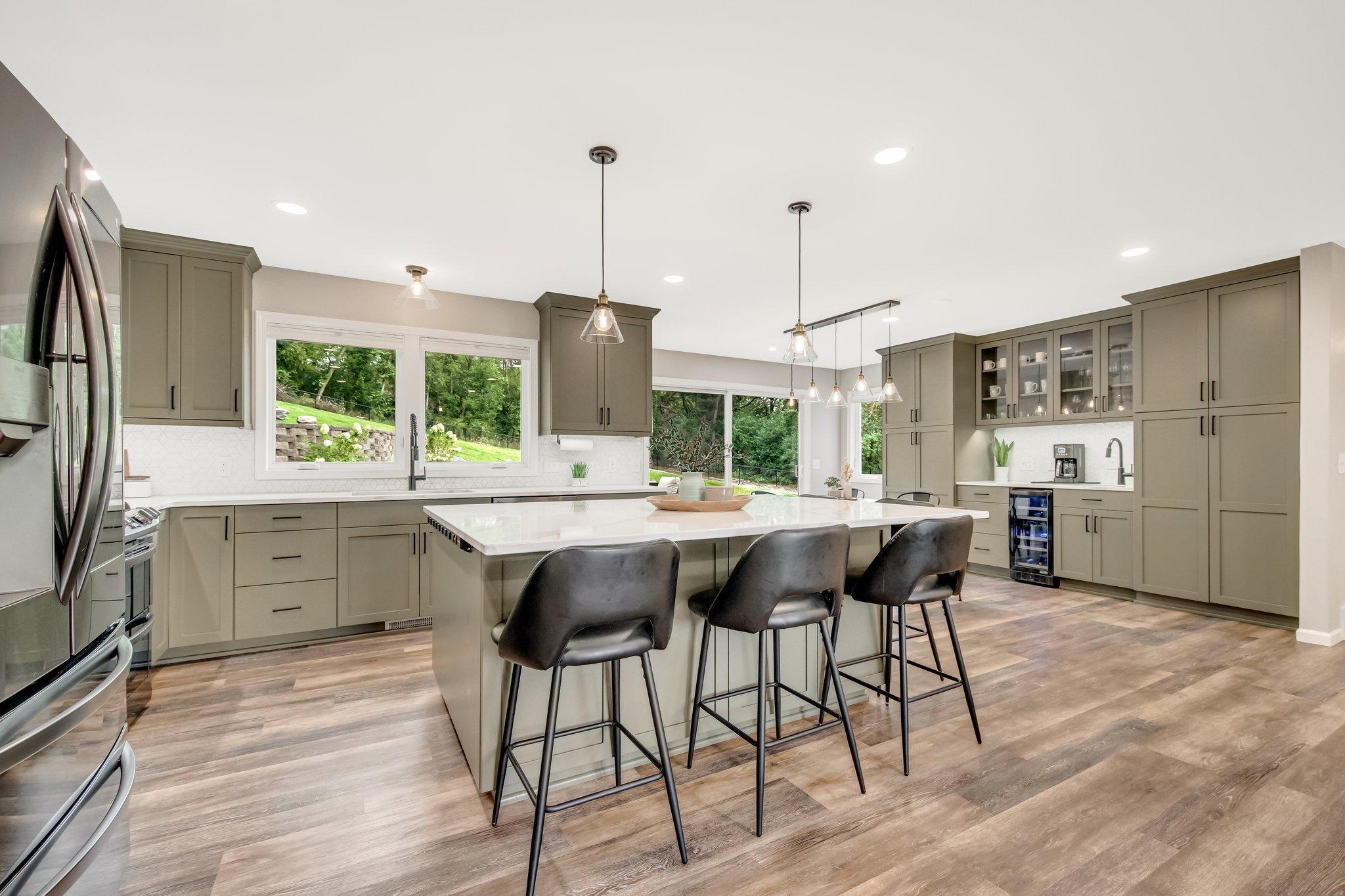 4127 Williston Road Minnetonka, MN 55345 - Photo 11 of 43