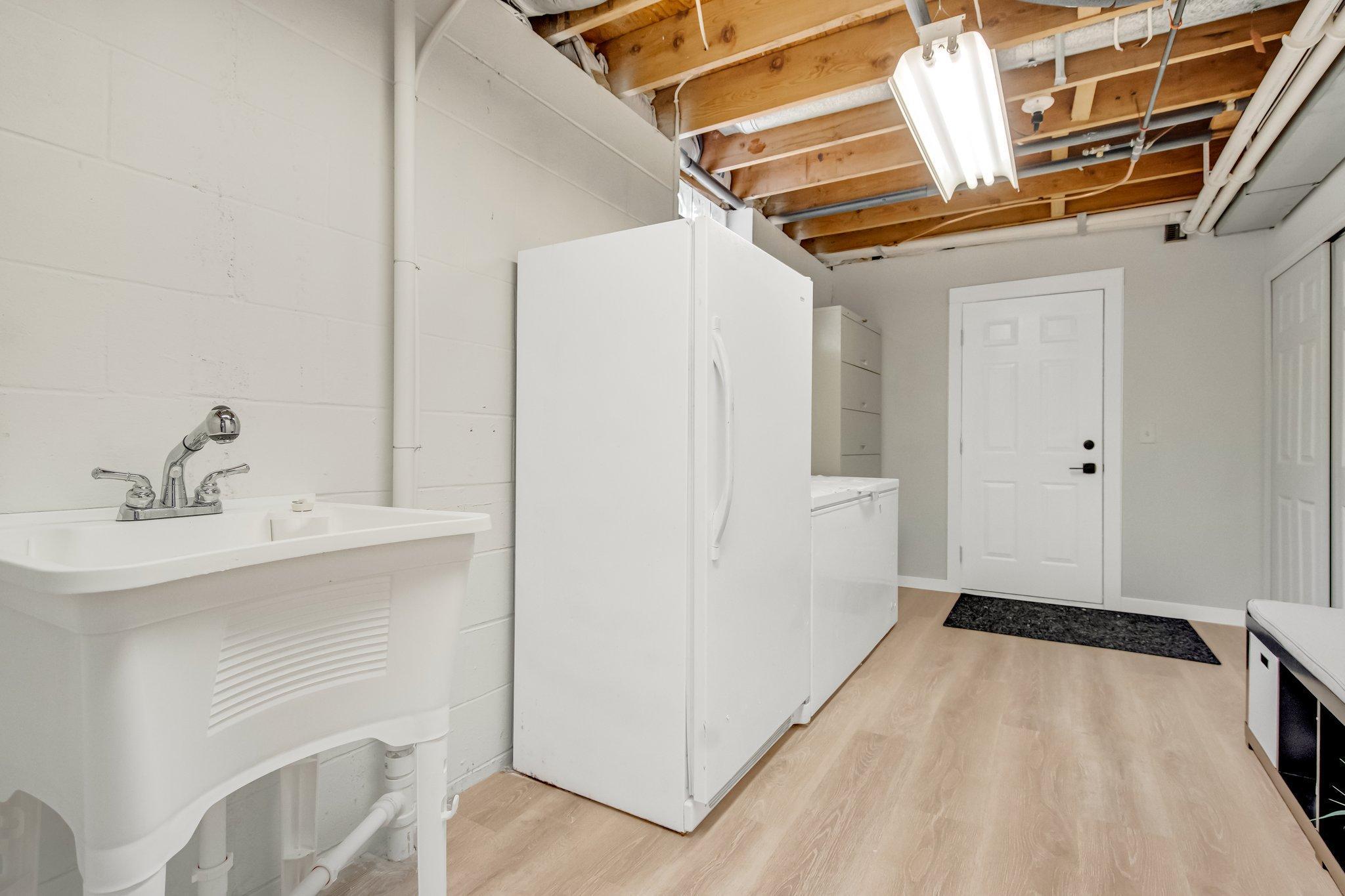 4127 Williston Road Minnetonka, MN 55345 - Photo 34 of 43