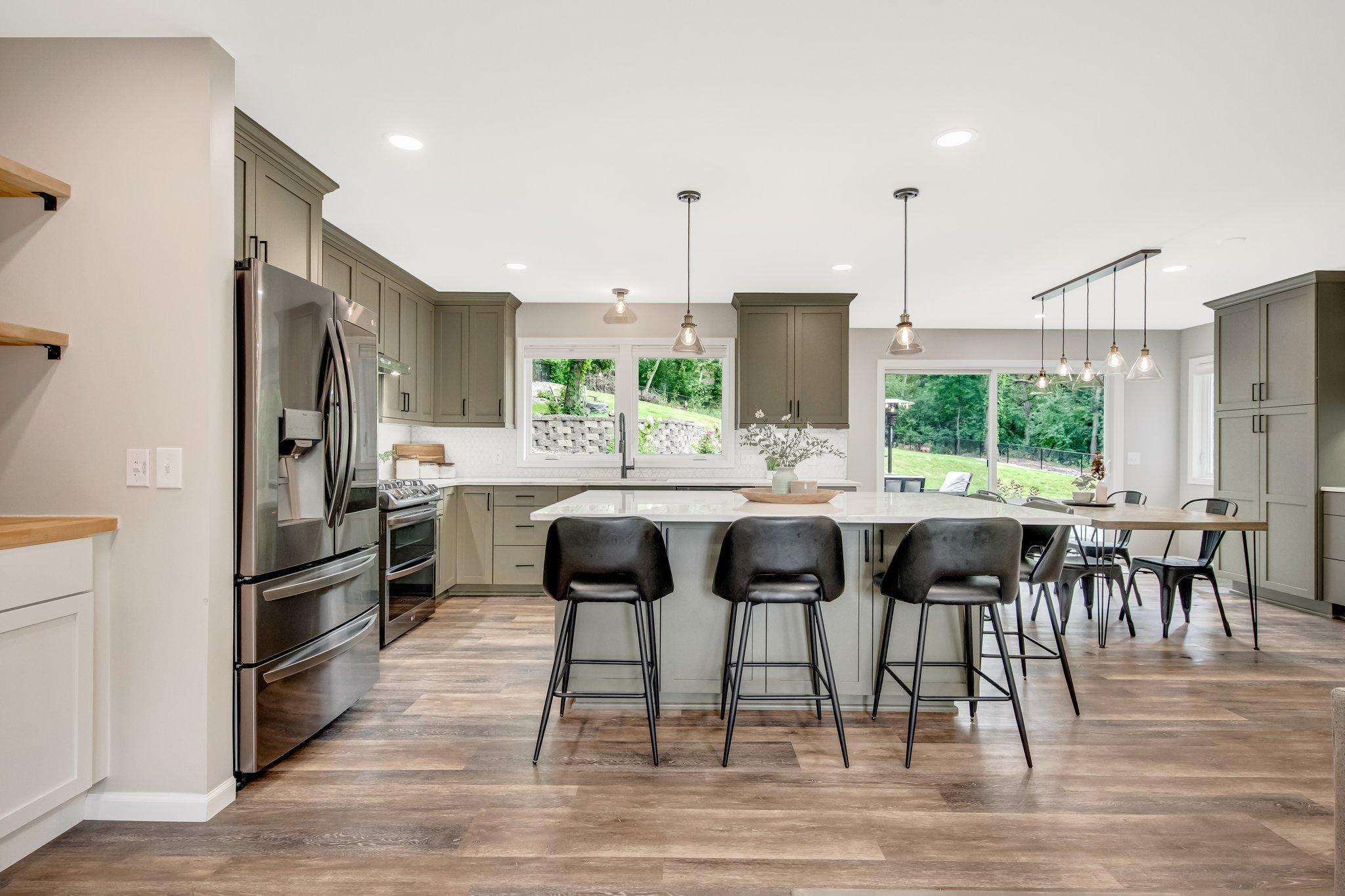 4127 Williston Road Minnetonka, MN 55345 - Photo 10 of 43