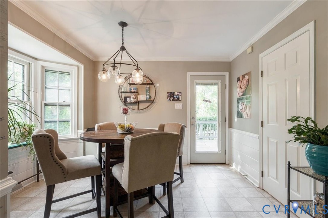 863 Watch Hill Road Midlothian, VA 23114 - Photo 21 of 62 Bright dining area with large multi-pane windows f