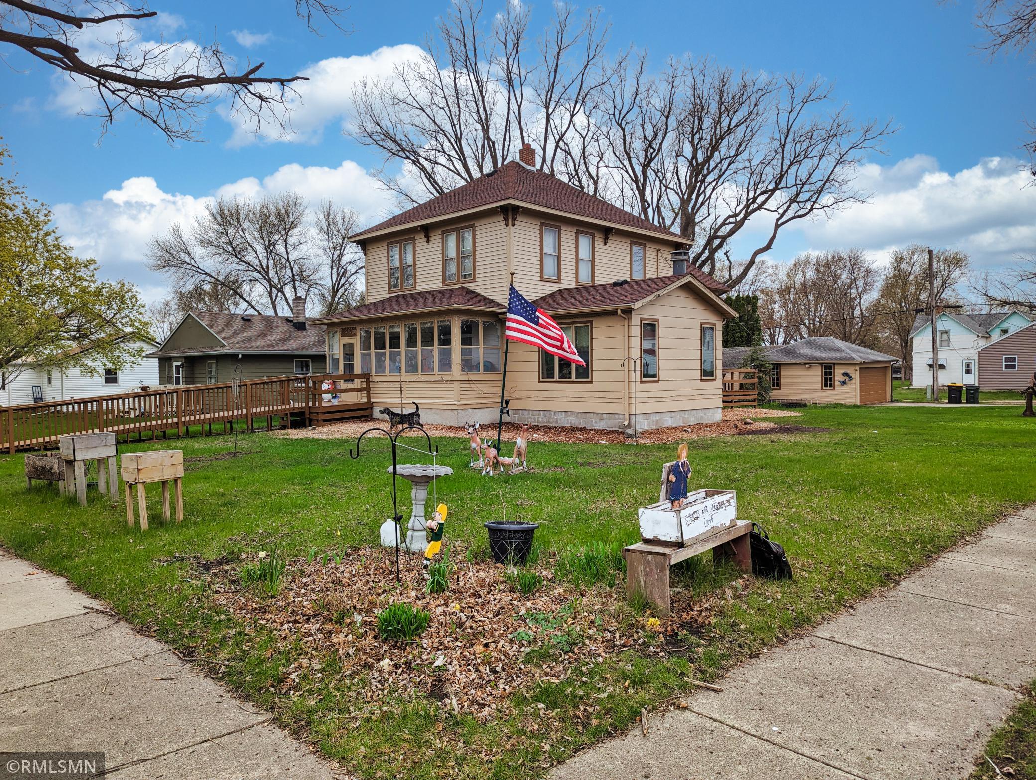 320 South 9th Street Bird Island, MN 55310 - Photo 1 of 1 Gallery Image 1