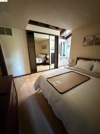 $1,500,000 | 90 Devin Drive, Moraga, CA 94556