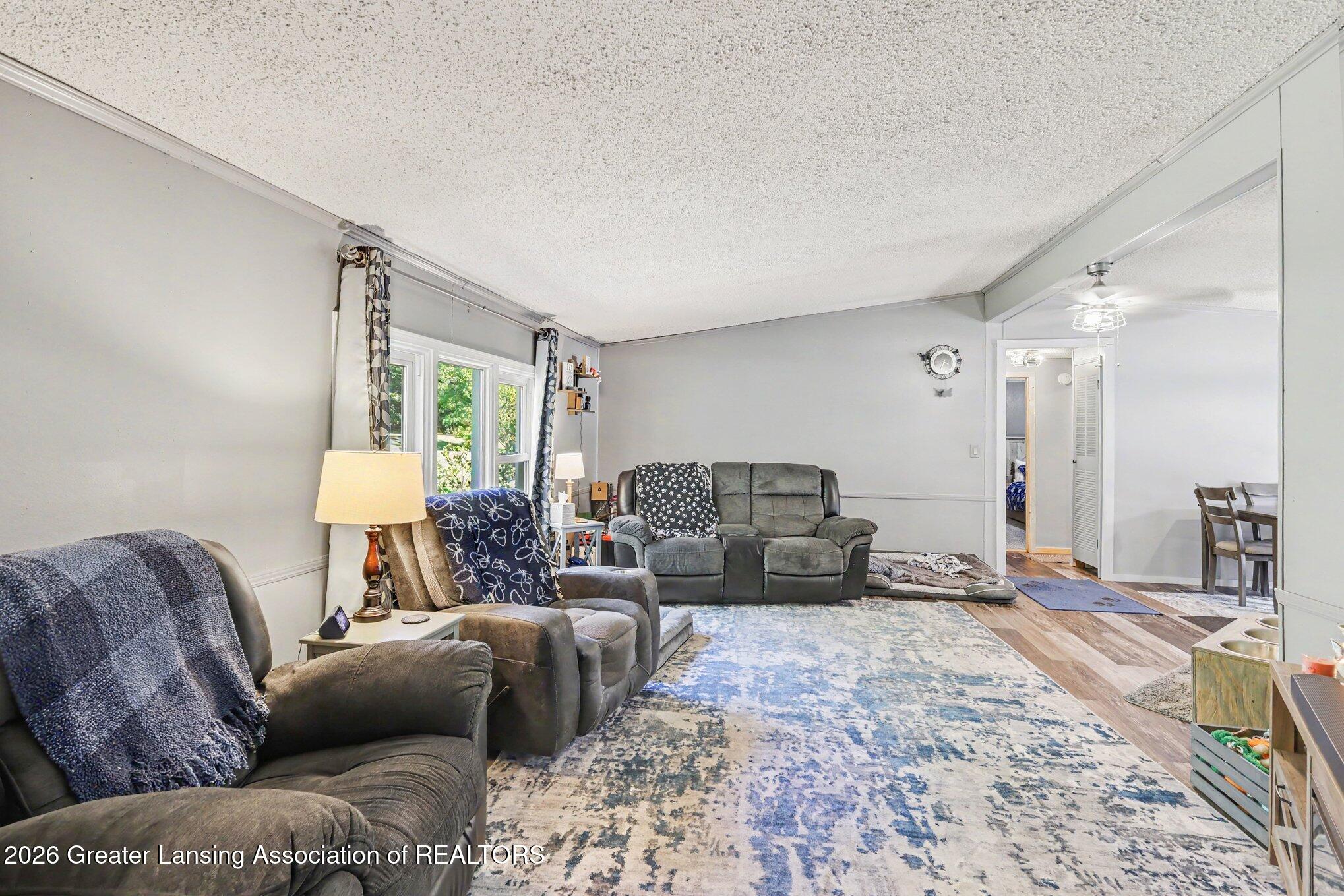 8995 River Park Road Jackson, MI 49201 - Photo 4 of 25 018_file_8327