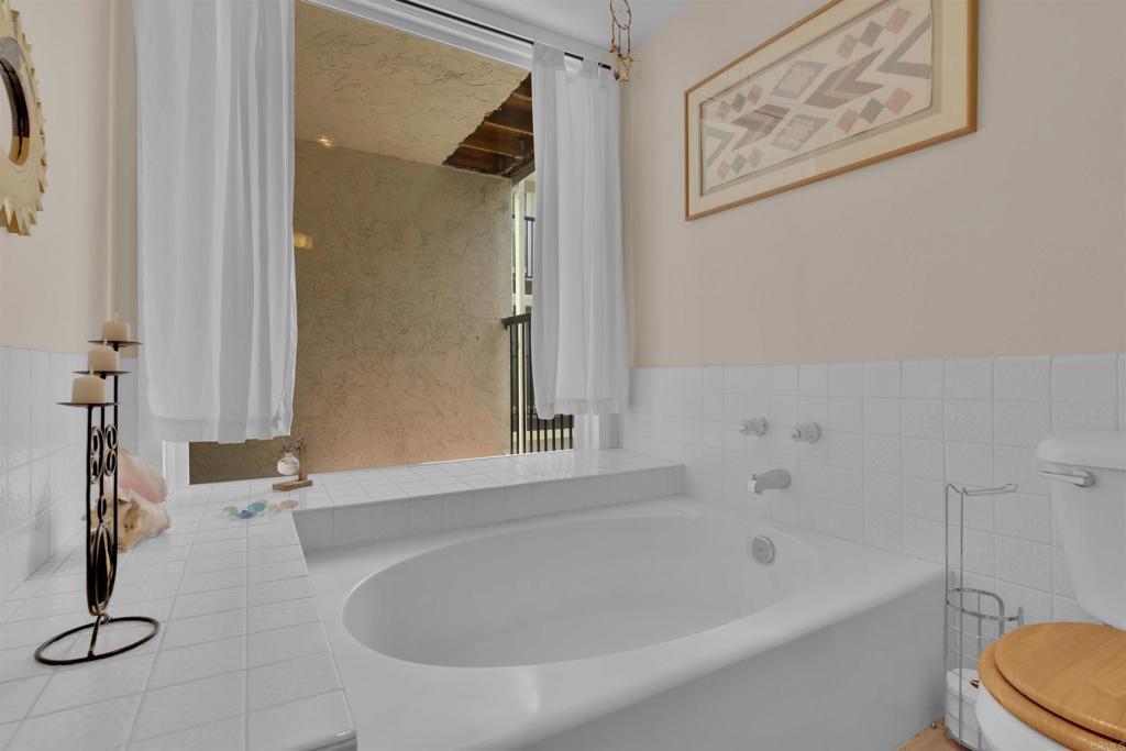 2402 Altisma Way, Unit D Carlsbad, CA 92009 - Photo 27 of 55