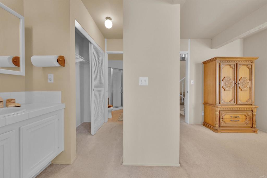 2402 Altisma Way, Unit D Carlsbad, CA 92009 - Photo 28 of 55