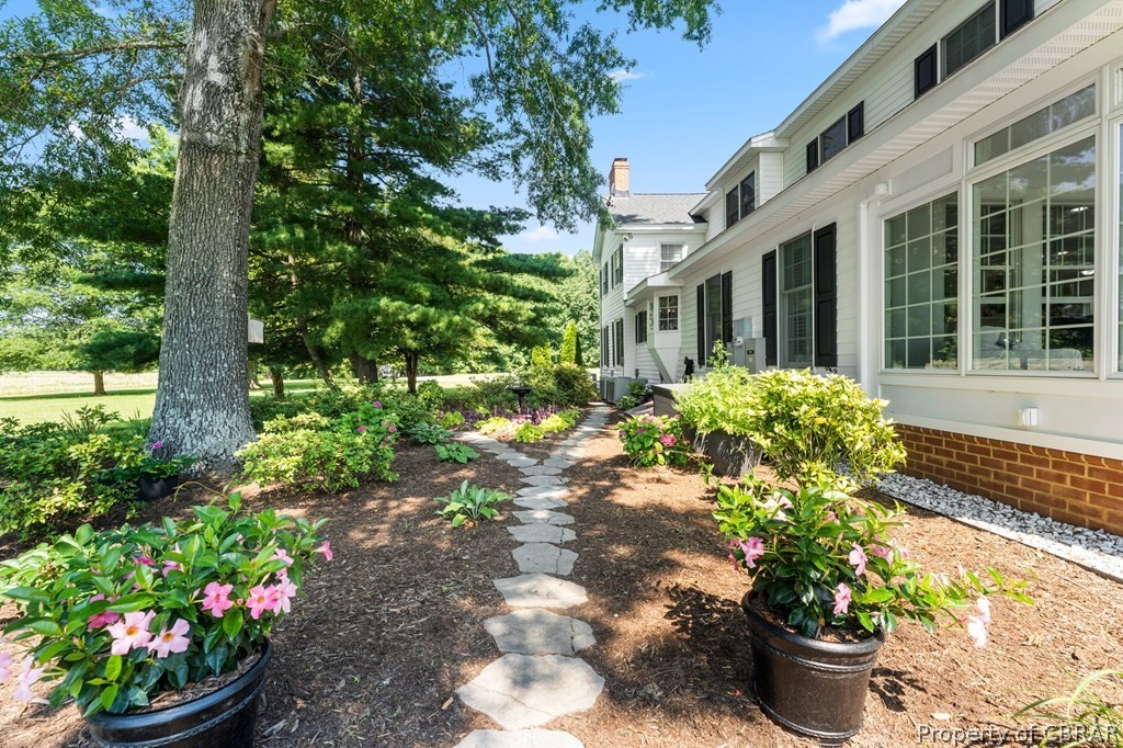 982 Owl Town Road Callao, VA 22435 - Photo 6 of 39