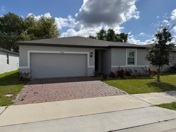 $325,000 | 3098 Laurel Oak Lane, Winter Haven, FL 33884