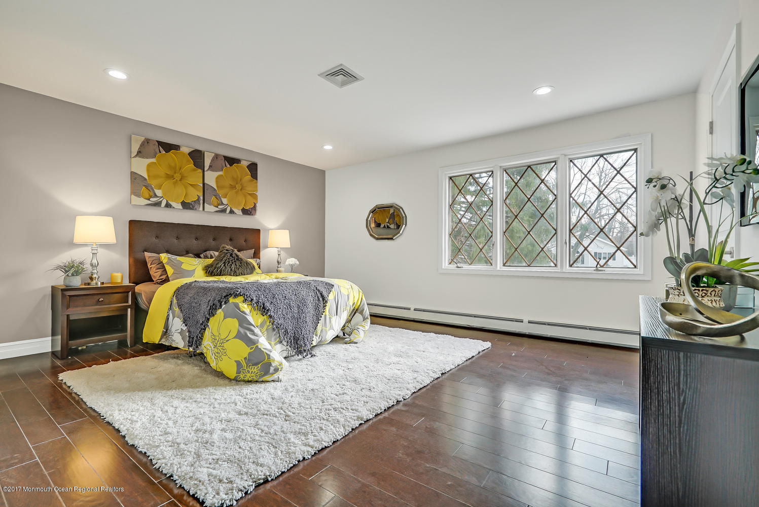 35 Michael Drive Middletown, NJ 07748 - Photo 31 of 49 HUGE MASTER SUITE