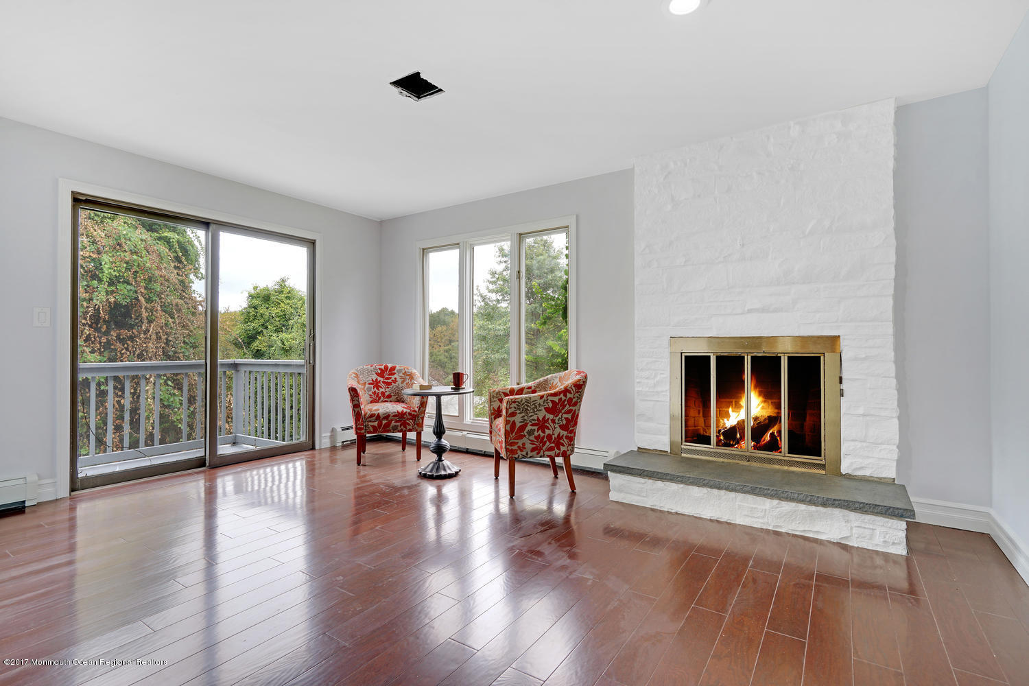 35 Michael Drive Middletown, NJ 07748 - Photo 34 of 49 MASTER SITTING ROOM