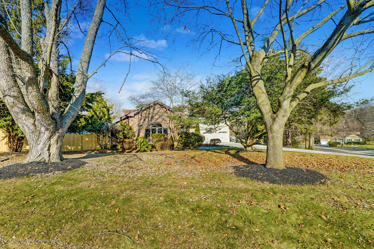 35 Michael Drive Middletown, NJ 07748 - Photo 5 of 49 CORNER LOT