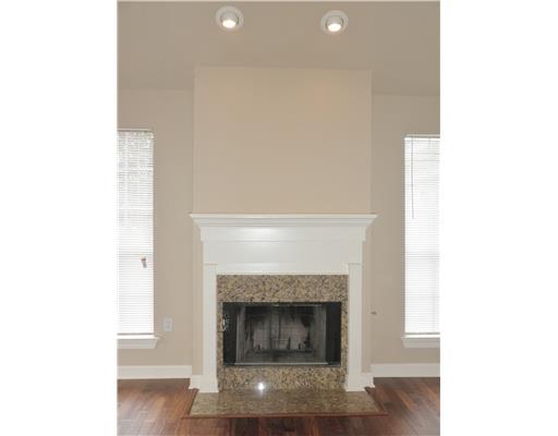 631 Labarre Street Mandeville, LA 70448 - Photo 5 of 18 Gallery Image 5