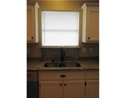 631 Labarre Street Mandeville, LA 70448 - Photo 9 of 18 Gallery Image 9