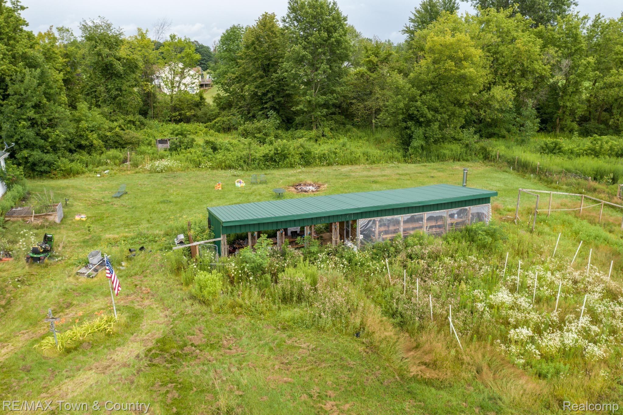 137 West Murphy Lake Road Mayville, MI 48744 - Photo 53 of 56 gm66NvX6rTK9TokDpawS@size_jx5nf1.jpg