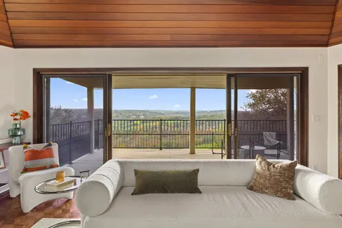 $1,800,000 | 1922 Cypress Point West, Austin, TX 78746