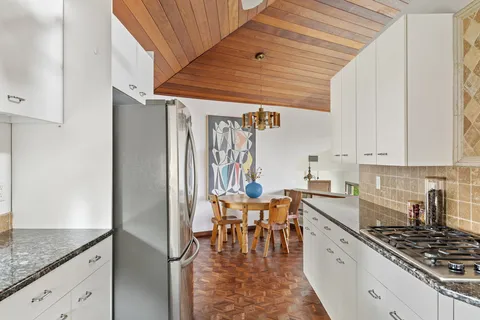 $1,800,000 | 1922 Cypress Point West, Austin, TX 78746