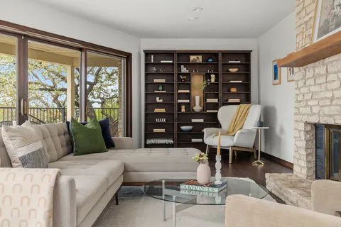 $1,800,000 | 1922 Cypress Point West, Austin, TX 78746