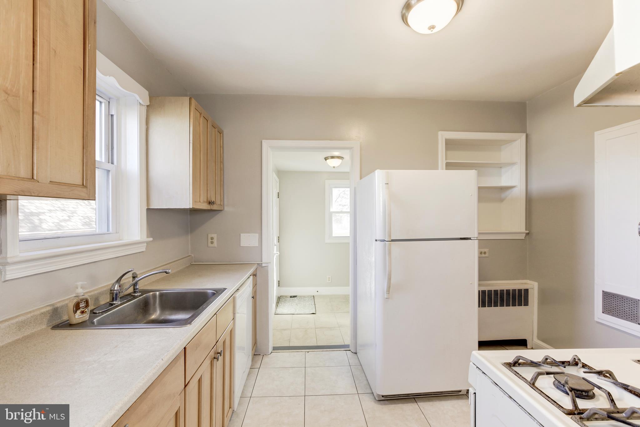 2001 Amherst Road Hyattsville, MD 20783 - Photo 10 of 36 Kitchen